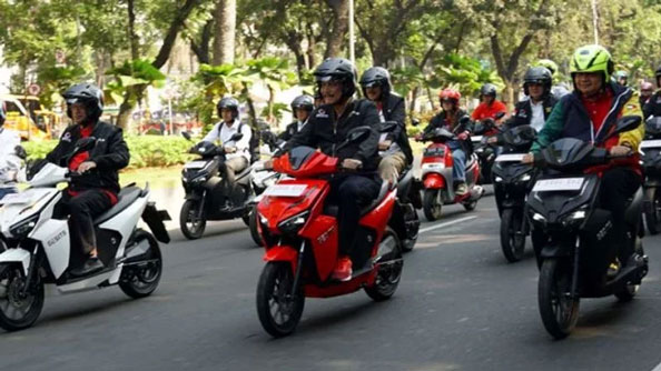 Esemka Belum Layak, Pemerintah Pilih ‘Endorse’ Motor Gesits