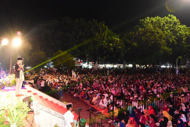 Peringati Tahun Baru Islam 1441 H, Ribuan Warga Padati Lapangan Tugu Bengkalis