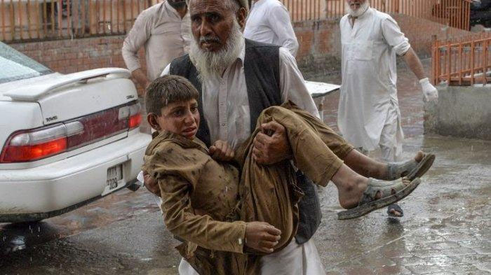 Bom Meledak dalam Masjid saat Shalat Jumat, 28 Orang Meninggal Dunia dan Puluhan Terluka
