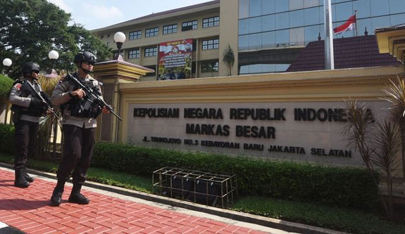 Polri: Laporkan Oknum Polisi Peminta Proyek ke 081384682019
