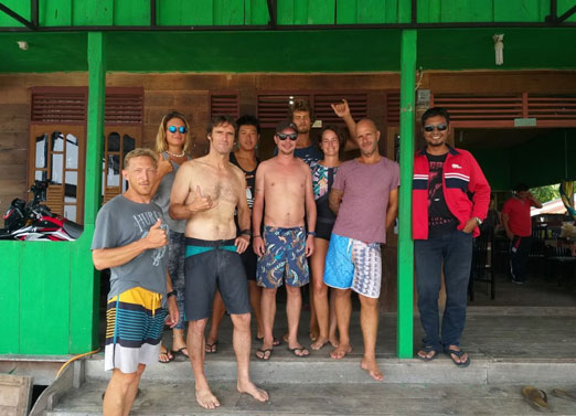 Legenda Seven Ghost Bono Bagi Peselancar