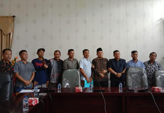 Serikat Pekerja Transportasi PT Kalsa Kabun Mengadu Ke DPRD Rohul