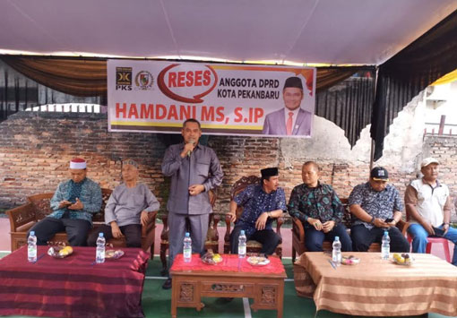 Reses Hamdani, Emak-emak Curhat Mulai Sekolah Anak Hingga Honor RT/RW
