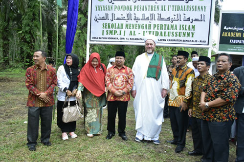 Bupati Amril Resmikan SMP IT Pesantren Al- I’itidalussuny
