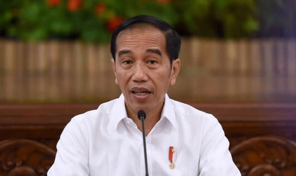 Wacana Jokowi Jabat Presiden 3 Periode Dinilai Ngawur & Aneh!