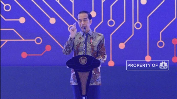 Murka Jokowi Soal Kilang & Ancaman Copot Para Penghalang