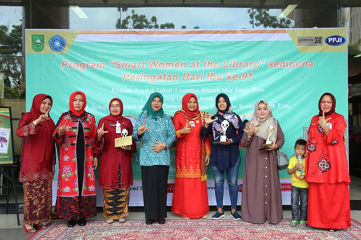 Peringati Hari Ibu, Dispersip Riau Gelar ‘Smart Women Activity At the Library’