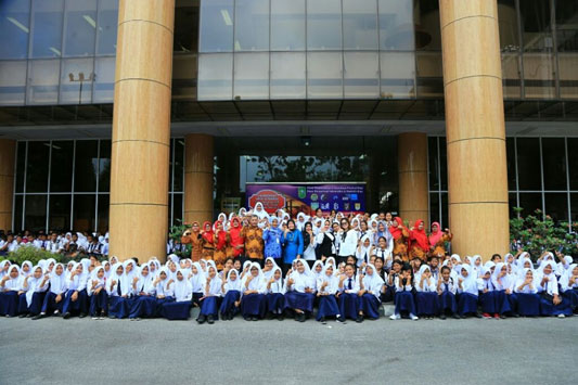 Dispersip dan Diskominfotik Riau Gelar Anjangsana Aksi Pelajar SMPN 11 Pekanbaru