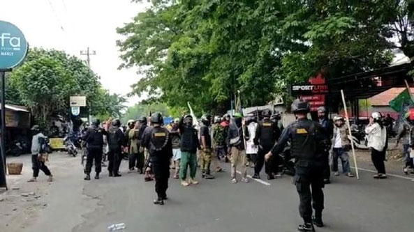 Kronologi Bentrok FUI-Banser NU: Diawali Demo Gus Muwafiq
