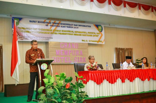 Kadis Kominfotik Riau Buka Rakornis Kominfo se Riau
