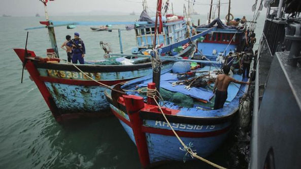 Jumlah Kapal Asing di Natuna Tembus Seribu per Hari