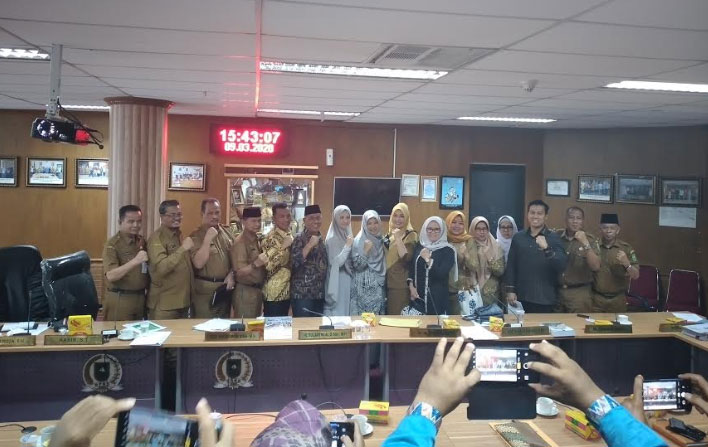 Inventarisir Persoalan, DPRD Riau Lakukan Pertemuan Dengan Kepsek