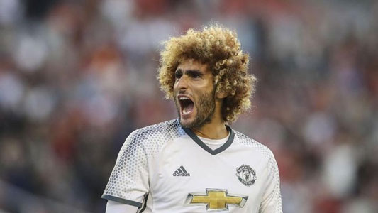 Mantan Pemain MU Fellaini Positif Virus Corona