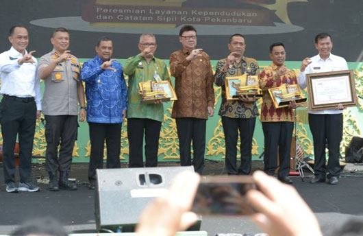 HUT MPP Pekanbaru ke-1, Menpan-RB Resmikan Layanan Dukcapil