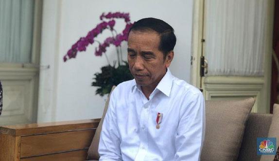Sri Mulyani Digeser, Jokowi Rombak Tim Gugus Tugas Covid-19