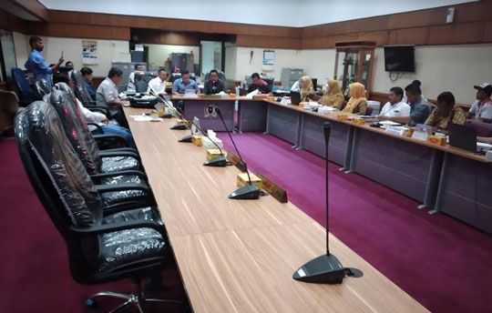 Disbun Mengecewakan, DPRD Riau Akan Turun ke Lapangan