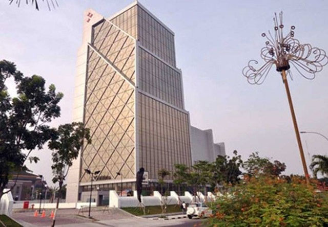 Bank Riau Kepri Berlakukan Split Operation untuk Cegah Penyebaran Covid-19