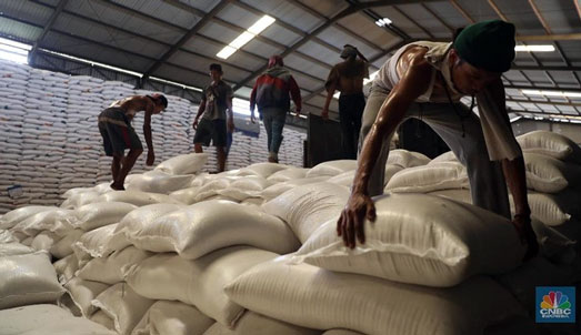Bulog Punya 1,4 Juta Ton Beras, Bawang Menipis, Jagung Kosong
