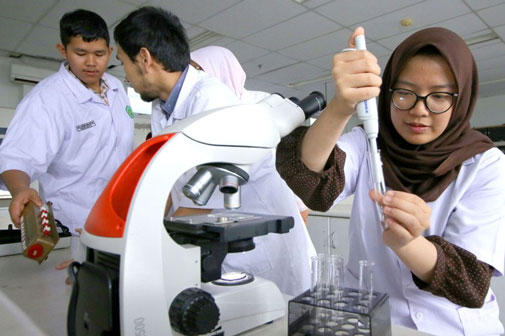 Pertengah April, Lab Molekuler Covid-19 Provinsi Riau akan Beroperasi