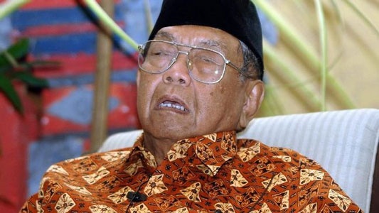 Gus Dur dan Cerita Lucu Dikejar-kejar Polisi