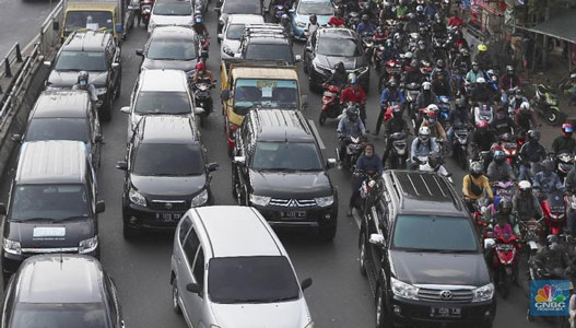 Sekarang Pergi Sekeluarga Pakai Mobil Pribadi Boleh Isi Full