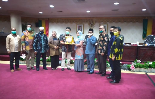 Bahas LKPJ, Hardianto Terima Kunjungan Komisi II DPRD Kampar
