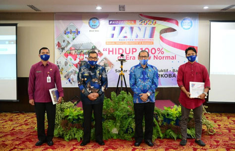 Peringatan HANI 2020, BNNP Riau Serahkan Penghargaan Kepada Instansi dan Pegiat Terbaik P4GN