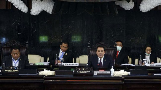 Perdebatan RUU Haluan Ideologi Pancasila dan Isu Komunisme
