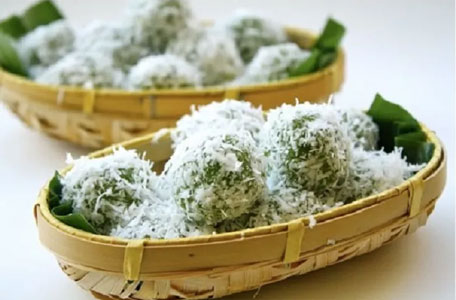 Kue Klepon Tak Islami Hoax, Ini Hukum bagi Penyebar Berita Bohong