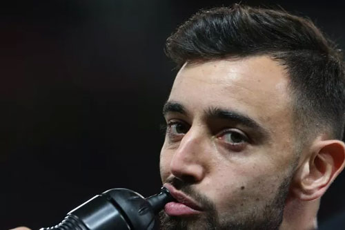 Jadi Pemain Terbaik Liga Inggris Edisi Juni, Bruno Fernandes Samai Prestasi Ronaldo
