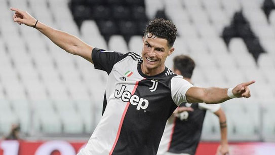 Ronaldo Siap Jadi Striker Terbaik Sepanjang Sejarah Juventus