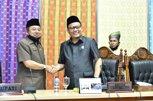 7 Fraksi DPRD Sampaikan Pandangan Terhadap Ranperda Pertanggungjawaban Pelaksanaan APBD 2019