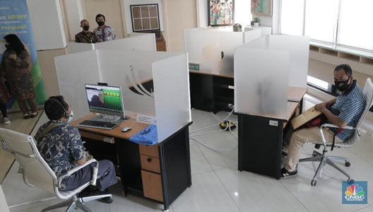 Kantor Jadi Tempat Seram Paparan Covid-19, Ini Cara Cegahnya!