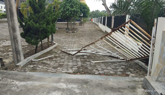 Kantor PWI Riau Diserang, Sekuriti Dianiaya, Polisi Harus Segera Mengusutnya