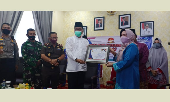 Rokan Hilir Juara 1 Pelayanan KB Serentak Sejuta Akseptor