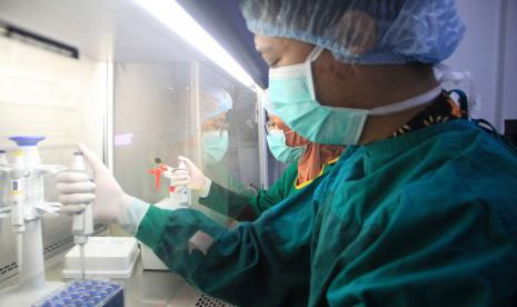 Pemprov Riau Minta Kabupaten/Kota Anggarkan Pengadaan Alat dan Bahan Tes Swab
