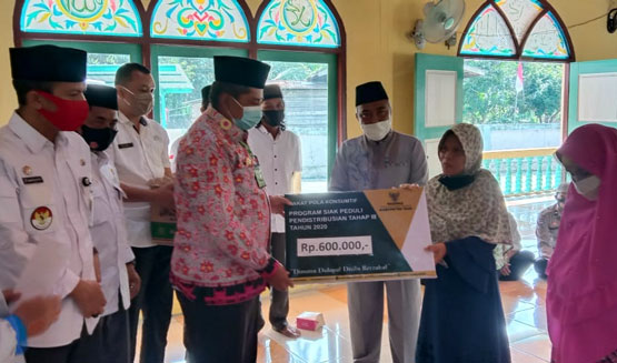 Baznas Kabupaten Siak Kembali Salurkan Zakat Tahap V kepada 96 KK di Kecamatan Siak