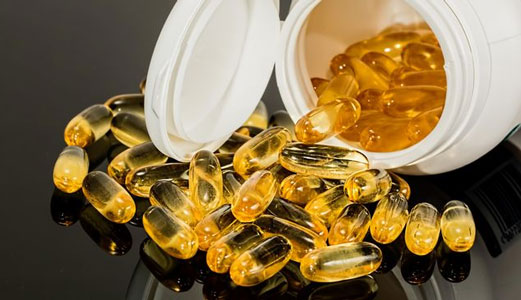 Peneliti Uji Korelasi Pemberian Vitamin D dan Covid-19