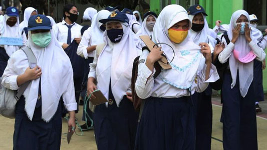 Sekolah di Zona Kuning Dibuka, Guru Takut Klaster Baru Corona
