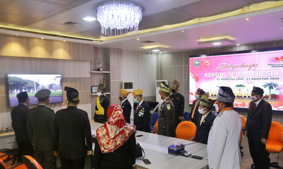 Pemkab Siak Ikuti Upacara Detik Detik Proklamasi Kemerdekaan Secara Virtual