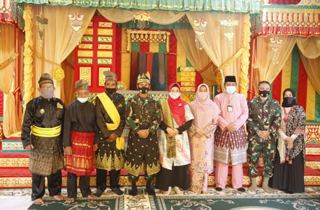 Bupati Alfedri Sambut Kedatangan Danrem 031/WB ke Siak