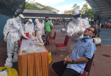 DPRD Riau Gelar Tes Swab