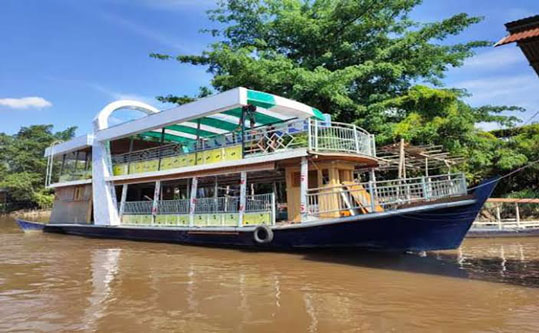Pekan Depan Restoran Terapung Pekanbaru Mulai Beroperasi