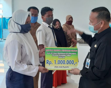 Disdik Pekanbaru Salurkan Zakat Profesi Sejumlah Rp 89 Juta