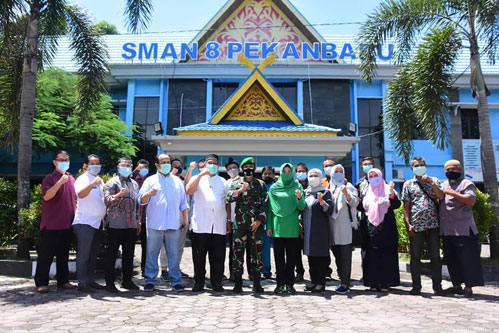 Tahniah, Danrem 031/WB Terpilih Sebagai Ketum Alumni SMAN 8 Pekanbaru