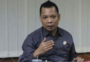 Sekwan Masih Menunggu Usulan PAW