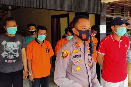 Empat Orang Jadi Tersangka Kasus Penebangan Pohon di Median Jalan Tuanku Tambusai