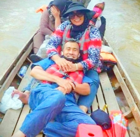 Subayang Dirindu Sayang, Gubri Berbaring di Pangkuan Misnarni