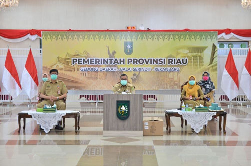 Pemprov Riau Terima Bantuan 800 Ribu Masker Dari Pemerintah Singapura