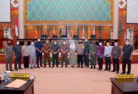Karmila Sari Pimpin Fraksi Golkar DPRD Riau